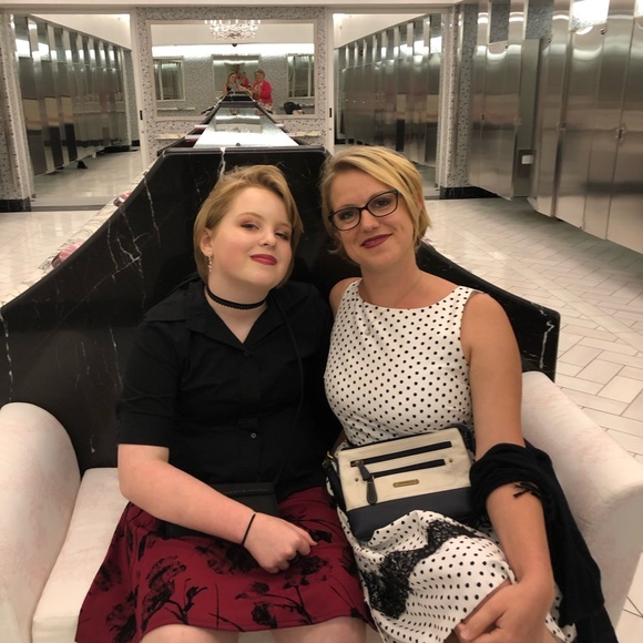 Hey there, it’s me, Taya! - Picture 4 of 16